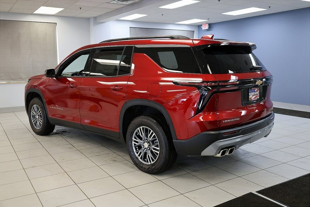 New 2025 Chevrolet Traverse LT SUV