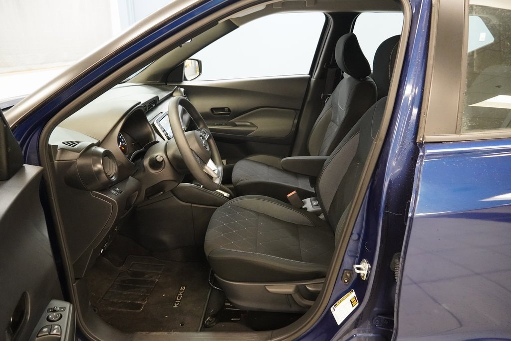 Used 2019 Nissan Kicks S SUV