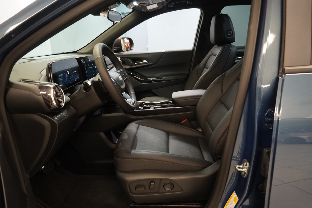 New 2027 Chevrolet Equinox LT SUV
