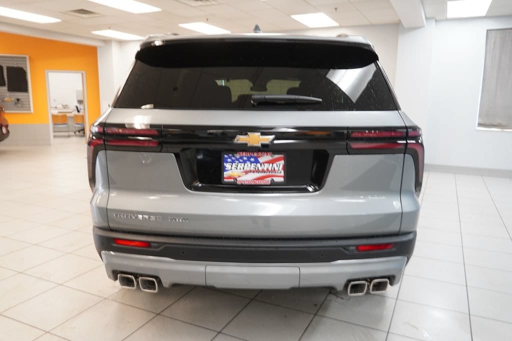 2027 Chevrolet Traverse LT - Photo 7