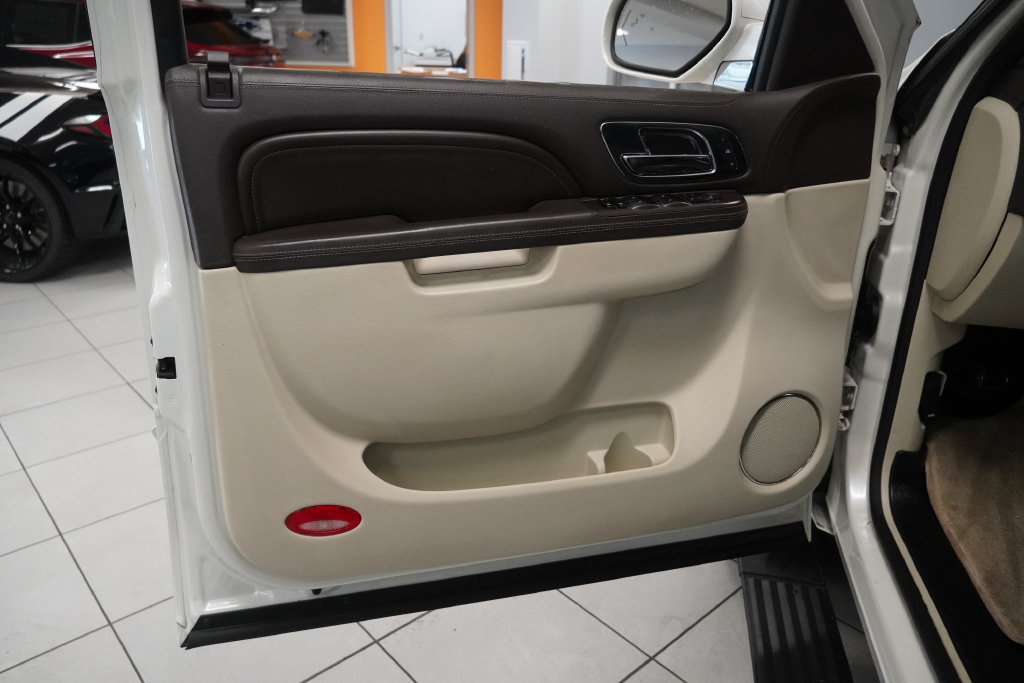 2014 Cadillac Escalade Platinum Edition - Photo 6