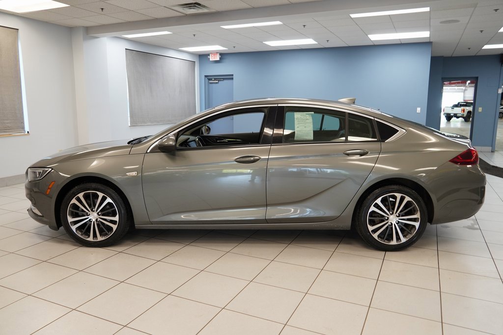 Used 2018 Buick Regal Sportback Preferred II with VIN W04GM6SX1J1132819 for sale in Strongsville, OH