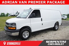 2025 Chevrolet Express Cargo 2500 WT Van RWD [-]