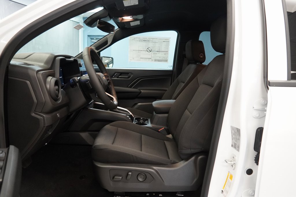 2026 Chevrolet Colorado Work Truck photo 4
