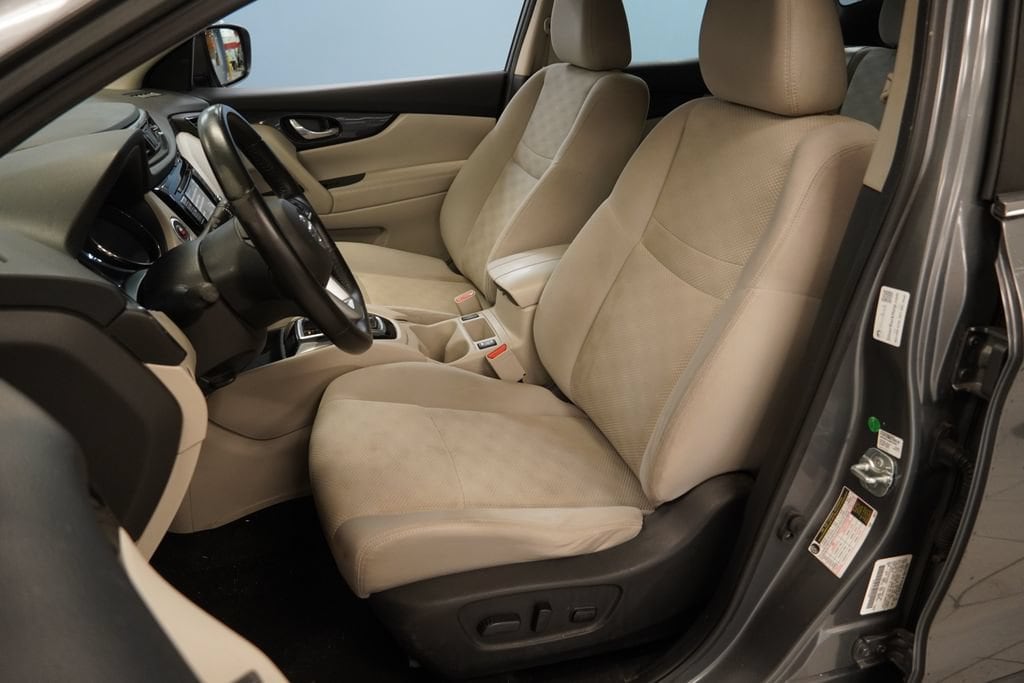 Used 2017 Nissan Rogue Sport SV SUV