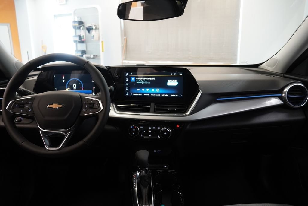 2026 Chevrolet Trax LT - Photo 8
