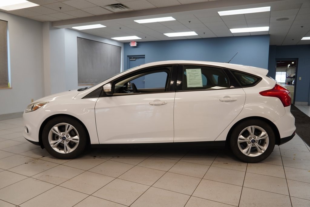 Used 2014 Ford Focus SE Hatchback