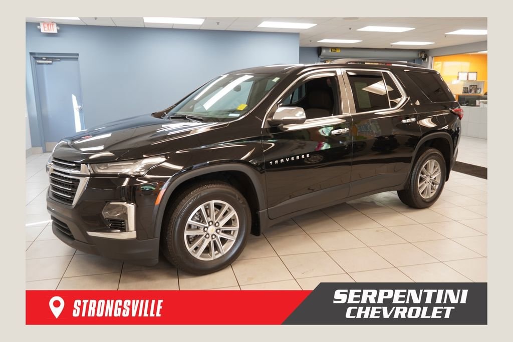 Used 2022 Chevrolet Traverse LT Cloth SUV