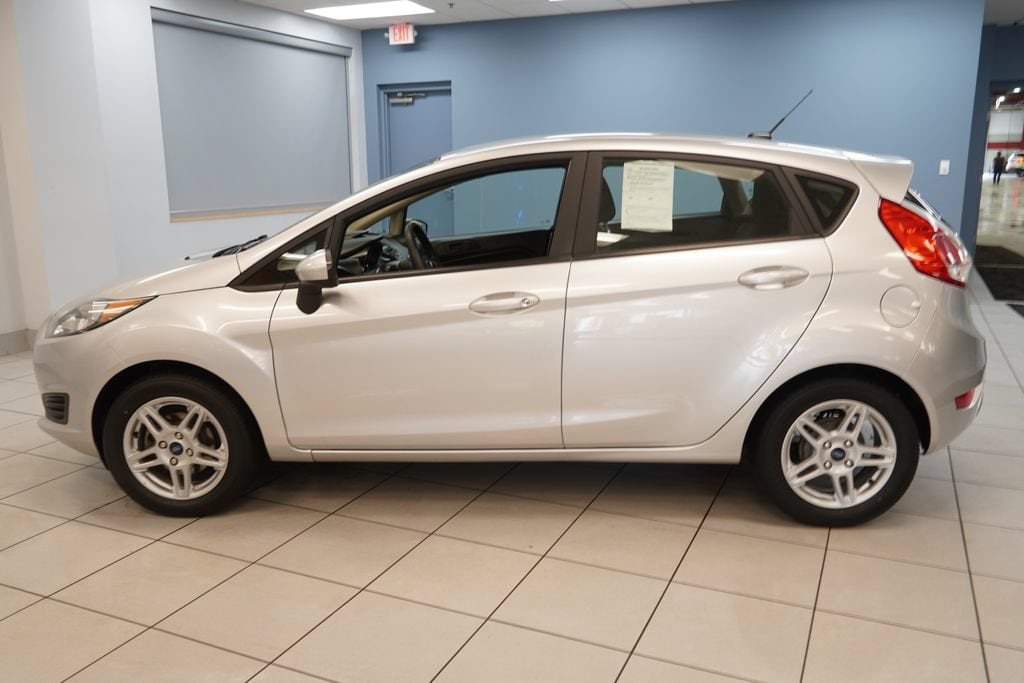 Used 2018 Ford Fiesta SE with VIN 3FADP4EJ1JM134333 for sale in Strongsville, OH