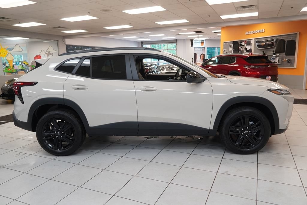 2026 Chevrolet Trax Activ - Photo 11