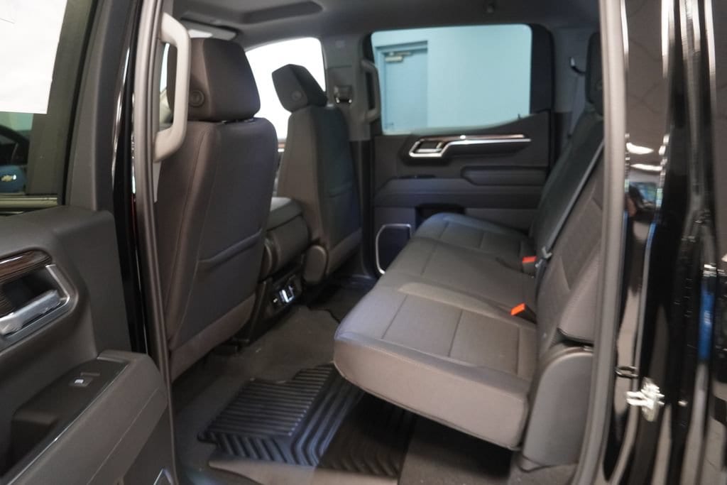 2026 Chevrolet Silverado 1500 LT - Photo 16