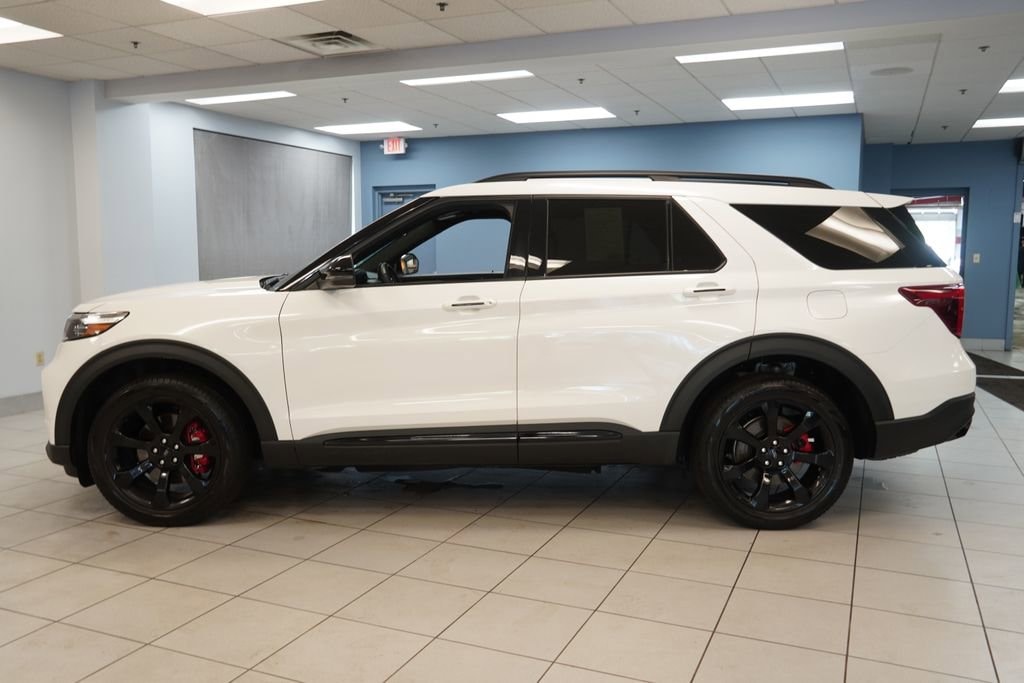 Used 2024 Ford Explorer ST SUV