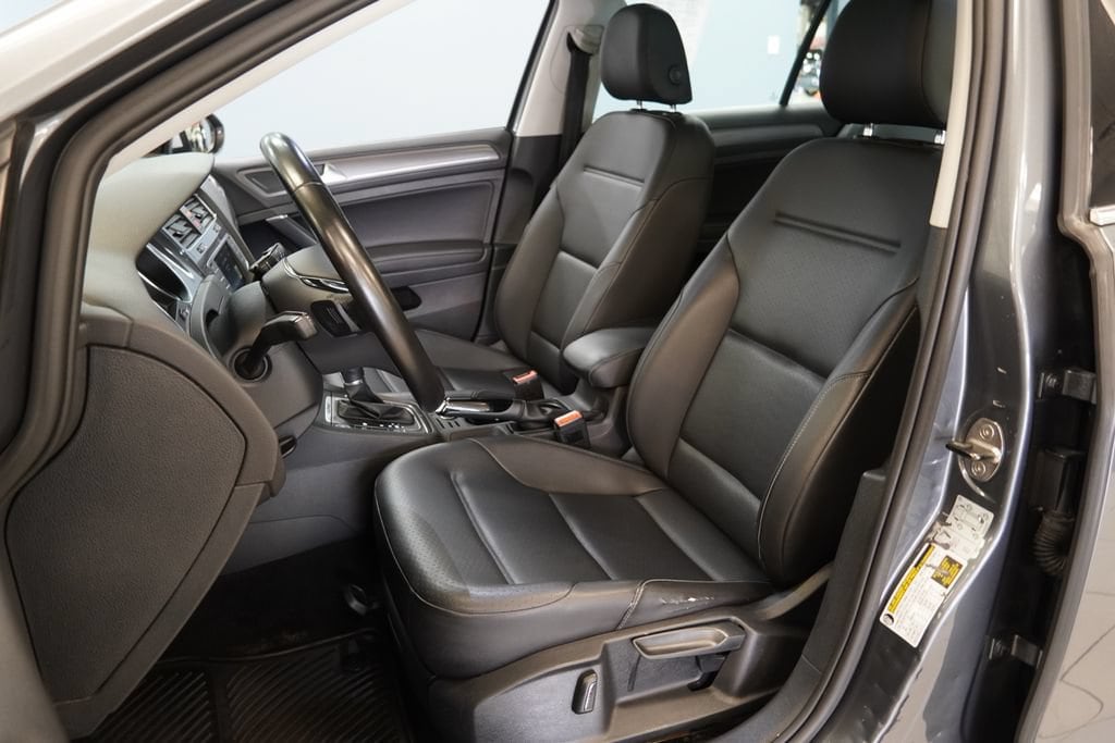 Used 2017 Volkswagen Golf Alltrack TSI SE Wagon