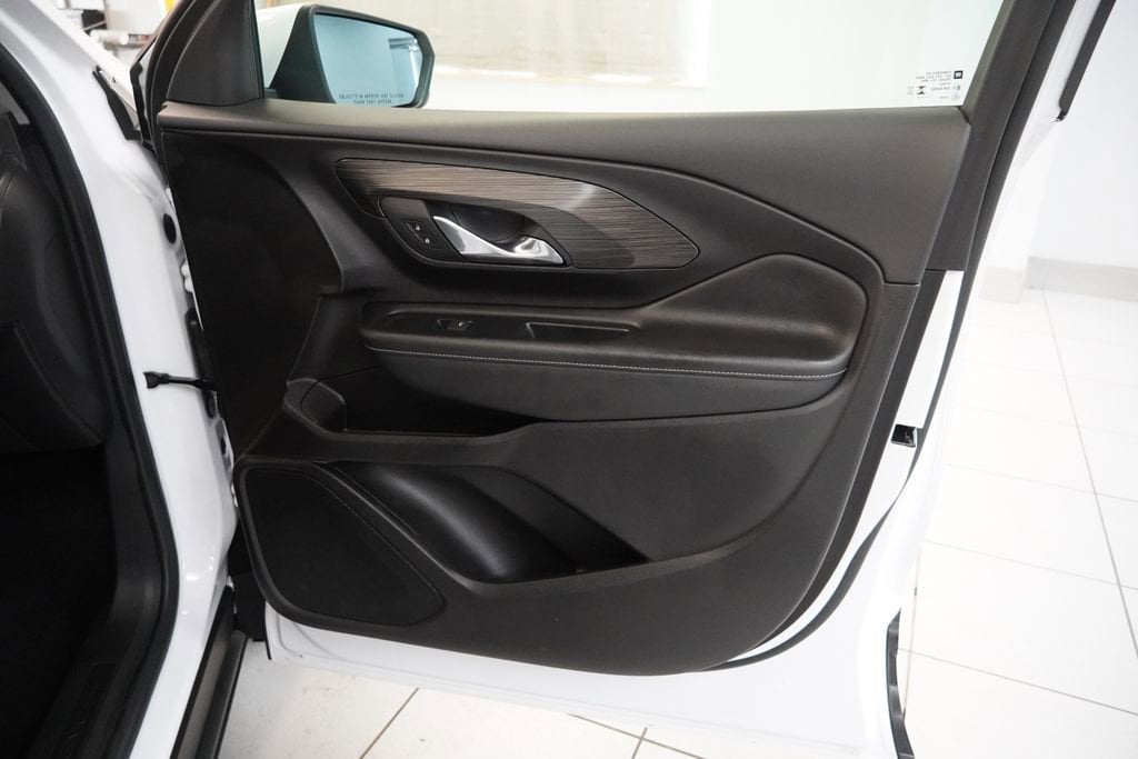 2024 GMC Terrain SLE - Photo 13