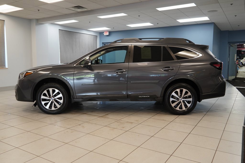 2020 Subaru Outback Premium photo 2