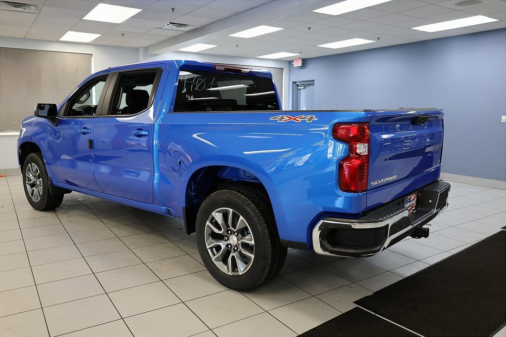 2026 Chevrolet Silverado 1500 LT photo 4