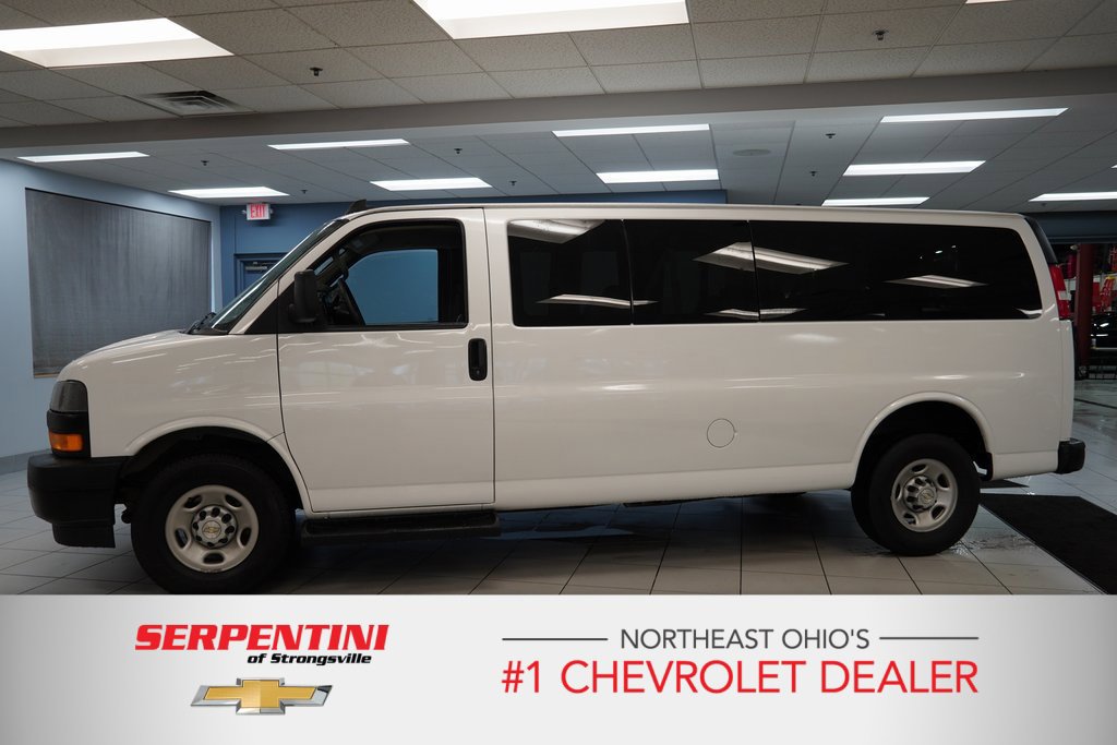 Used 2022 Chevrolet Express Passenger LS with VIN 1GAZGNFP0N1290271 for sale in Strongsville, OH