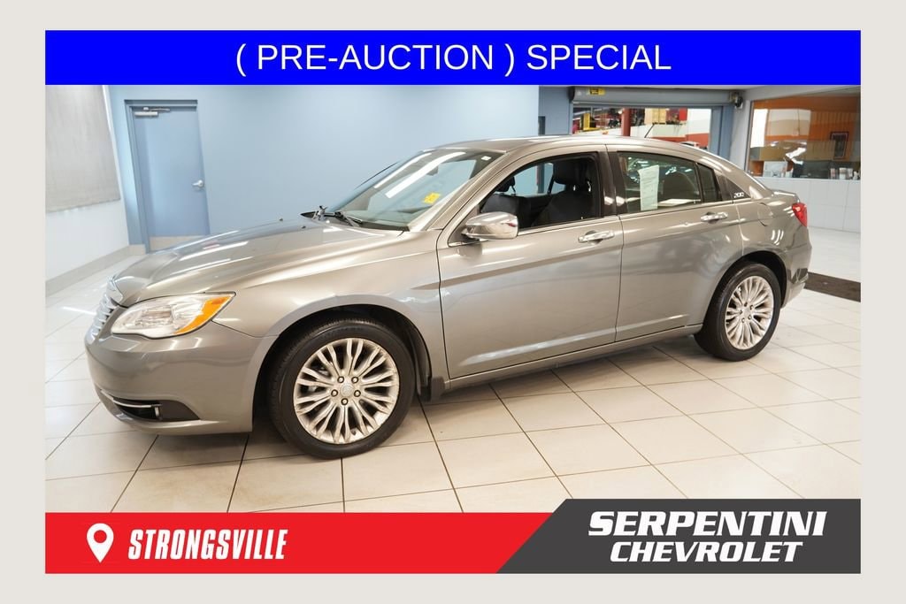 2012 Chrysler 200 Limited
