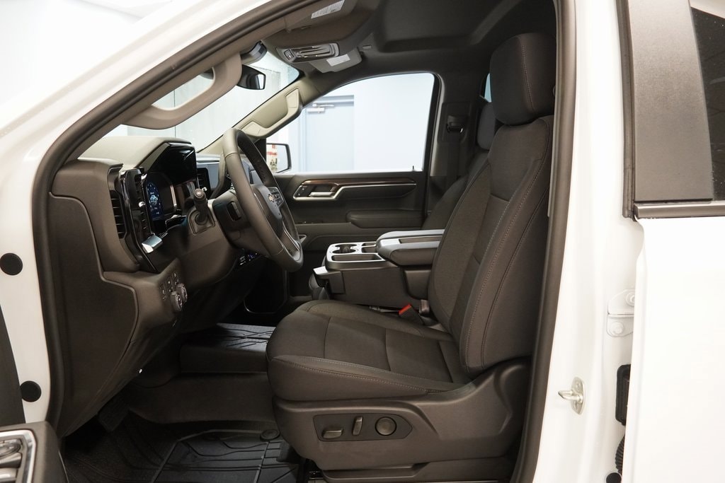 New 2026 Chevrolet Silverado 1500 LT Truck