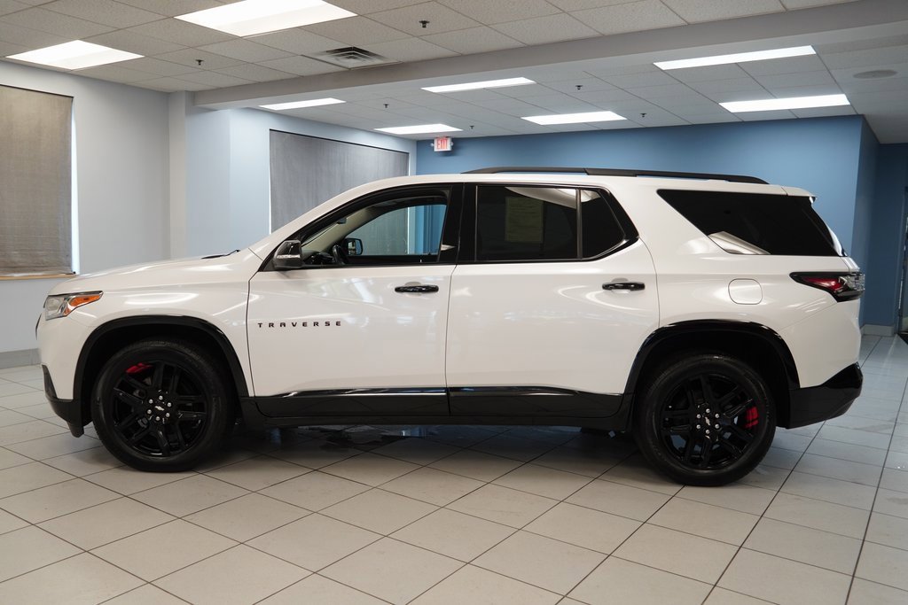 Used 2021 Chevrolet Traverse Premier with VIN 1GNEVKKW0MJ123275 for sale in Strongsville, OH