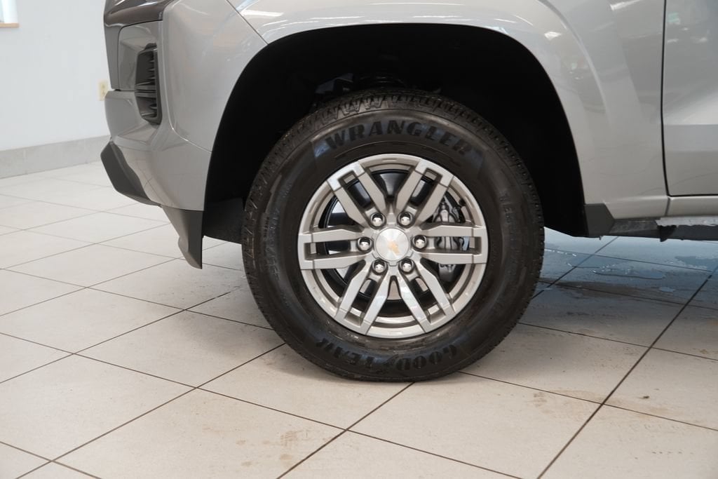 2026 Chevrolet Colorado LT - Photo 17