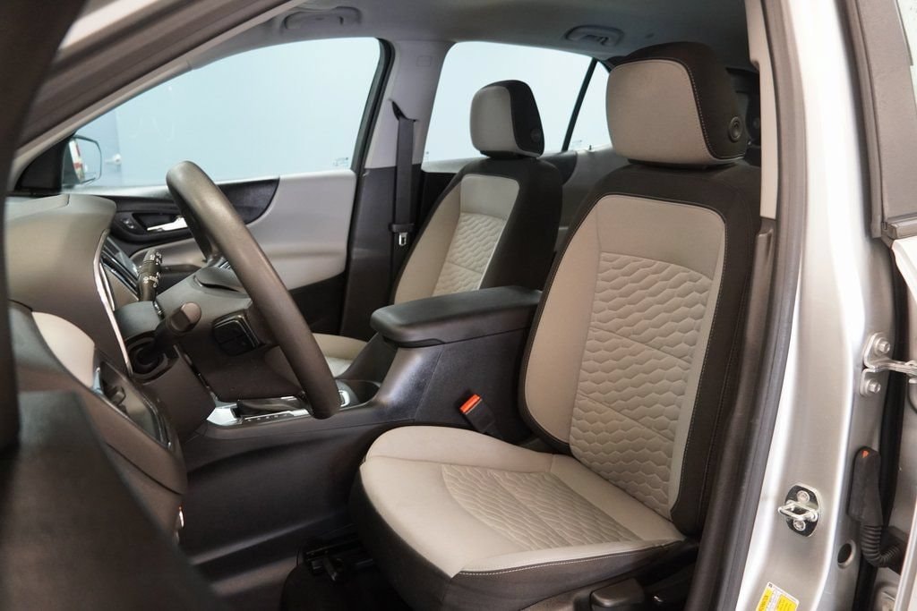 Used 2020 Chevrolet Equinox LS SUV
