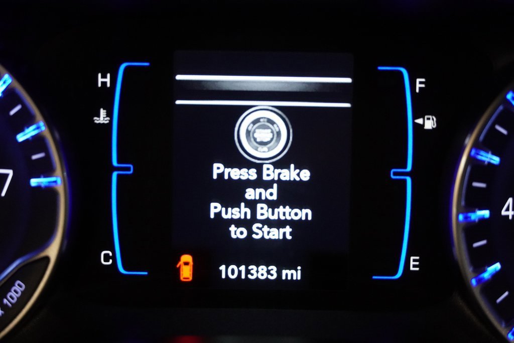 2018 Chrysler Pacifica Touring Plus photo 4