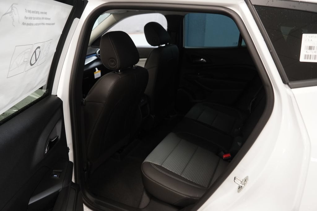 2026 Chevrolet Trax LT - Photo 17