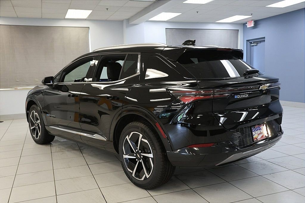 New 2025 Chevrolet Equinox EV LT SUV