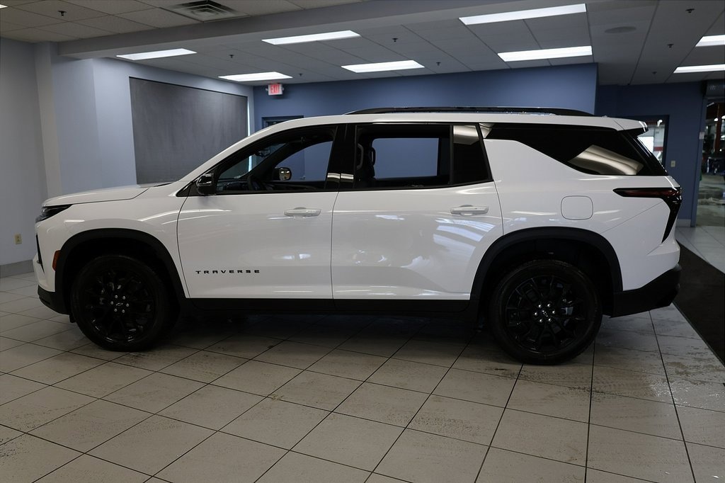 New 2026 Chevrolet Traverse LT SUV