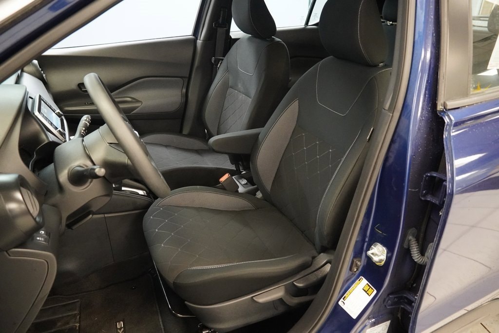 Used 2019 Nissan Kicks S SUV