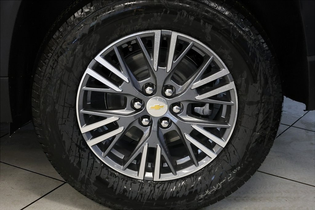 New 2026 Chevrolet Traverse LT SUV