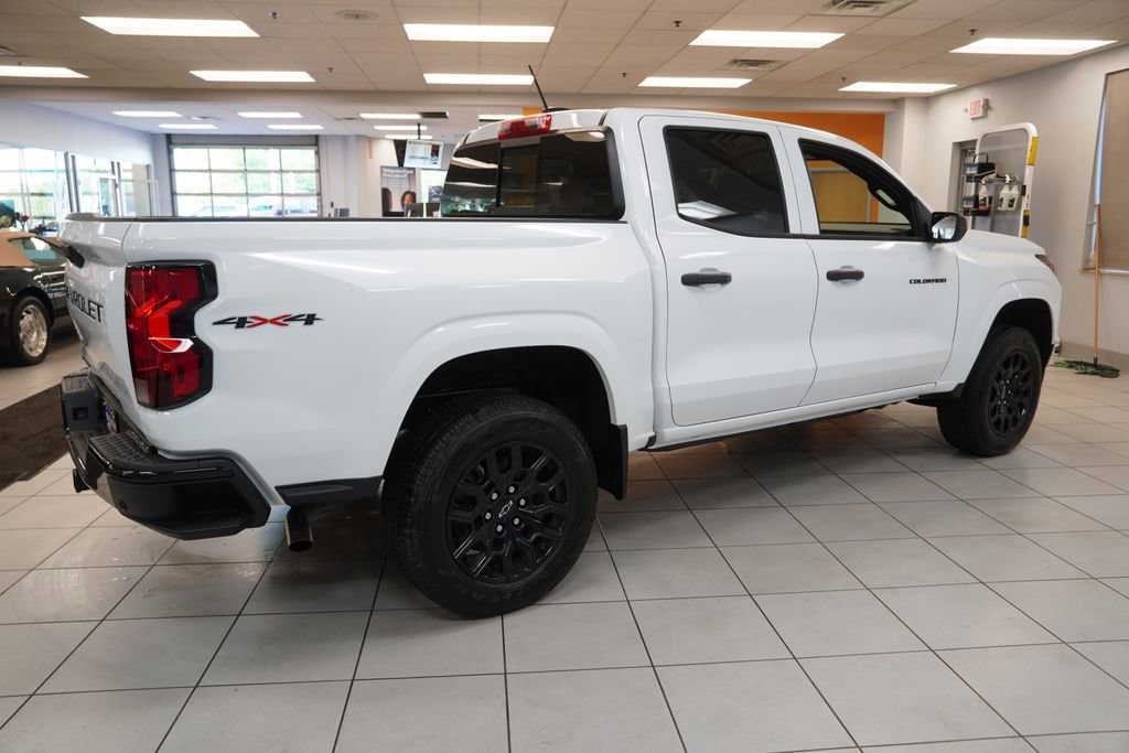 2026 Chevrolet Colorado Work Truck - Photo 11