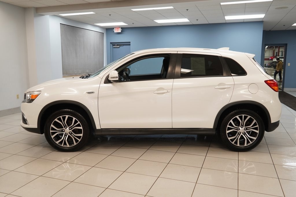 Used 2017 Mitsubishi Outlander Sport 2.0 LE CUV