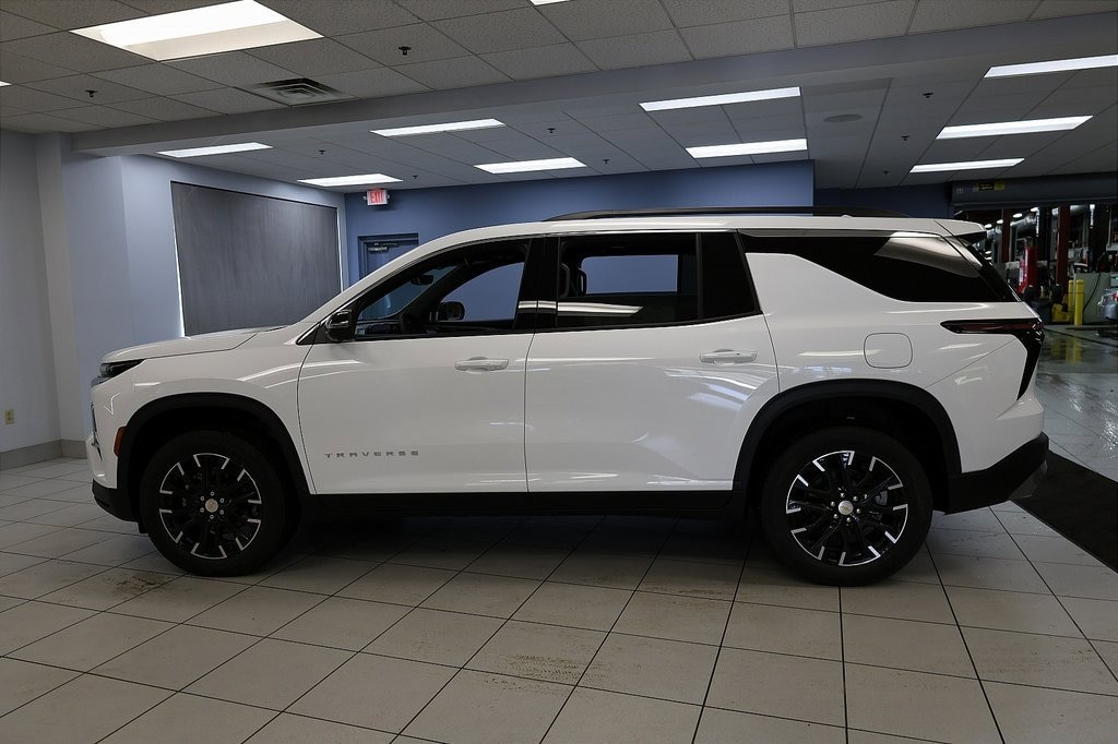 New 2026 Chevrolet Traverse LT SUV