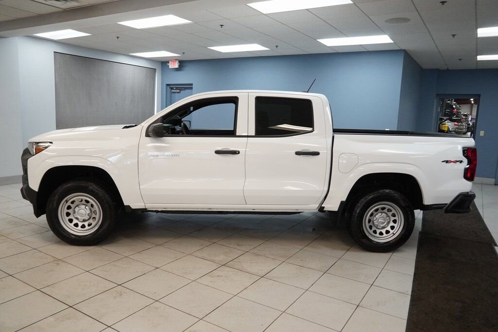 New 2025 Chevrolet Colorado WT/LT Truck