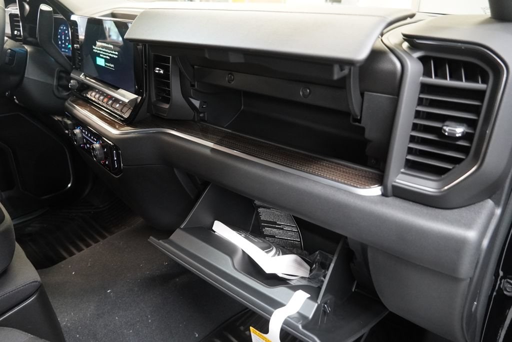 2026 Chevrolet Silverado 1500 LT - Photo 26