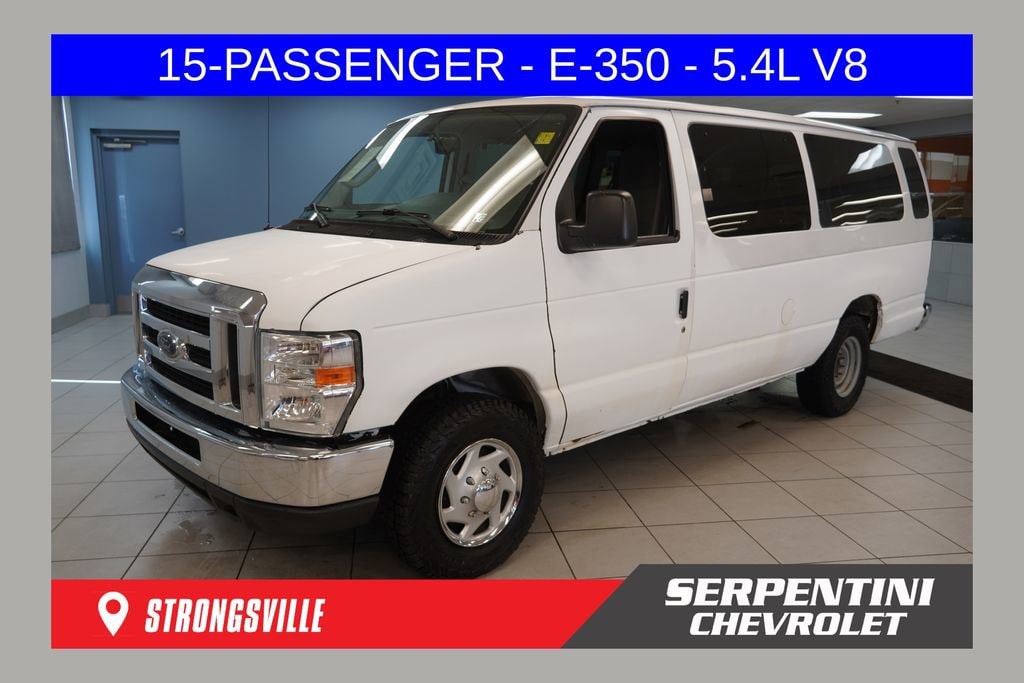 2014 Ford E-Series Econoline Wagon XLT