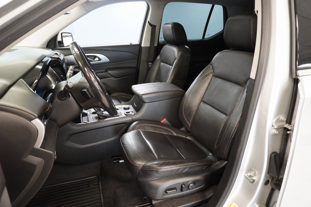 2018 Chevrolet Traverse Leather photo 3