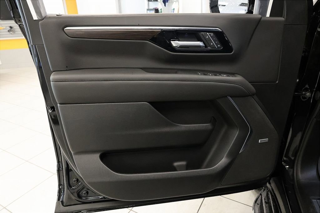 2026 Chevrolet Tahoe LT - Photo 14