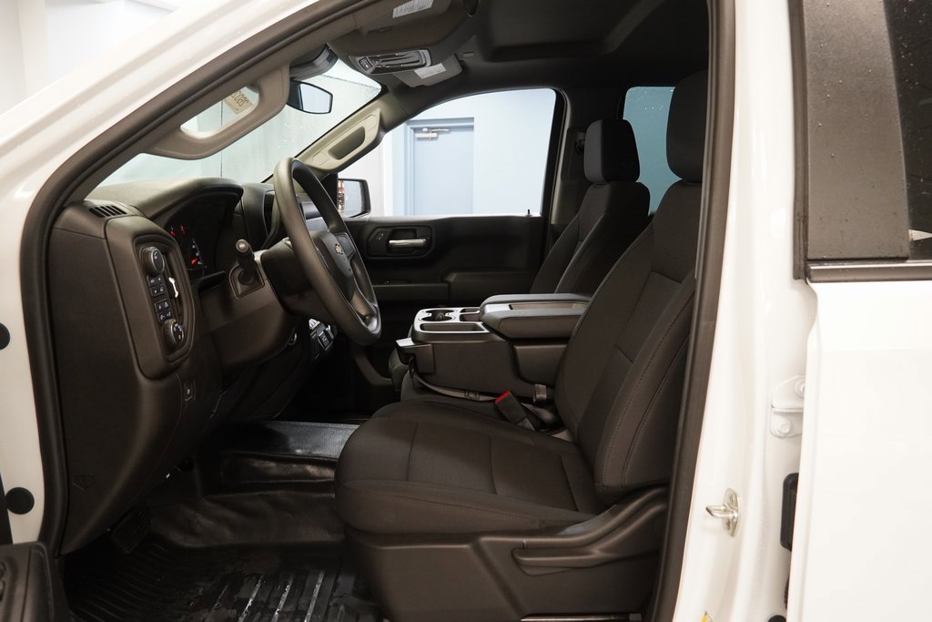 2026 Chevrolet Silverado 1500 Work Truck photo 4