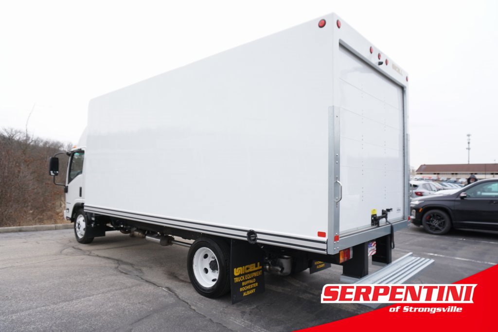 2024 Chevrolet Silverado 4500HD photo 3