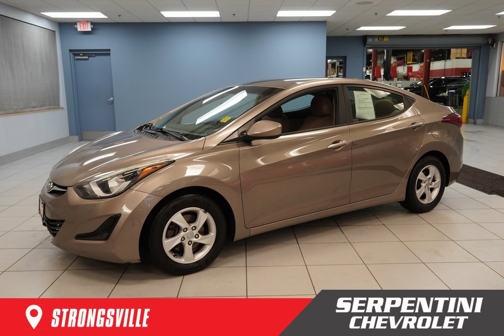 2015 Hyundai Elantra SE's photo