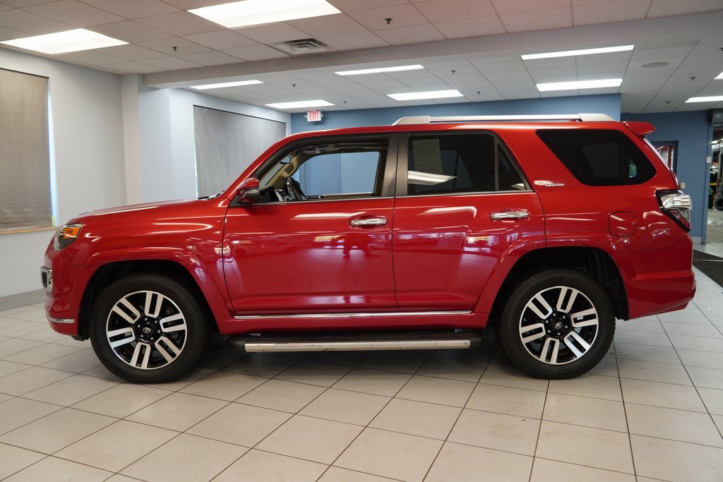 2016 Toyota 4Runner Limited photo 2