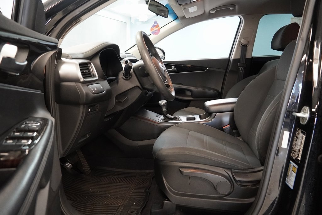 Used 2019 Kia Sorento 2.4L LX SUV