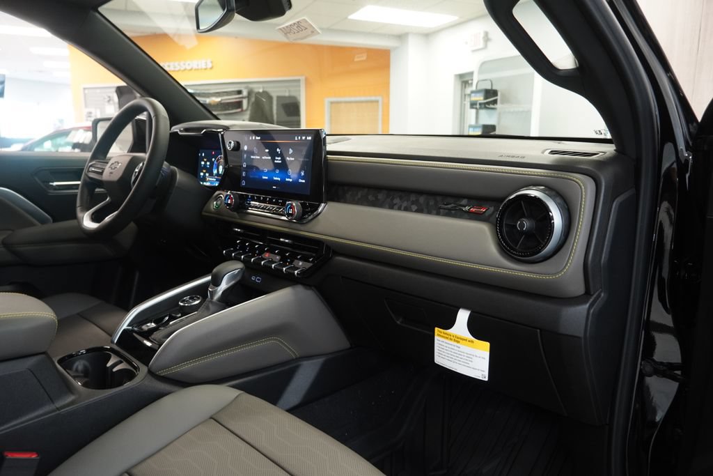 2026 Chevrolet Colorado ZR2 - Photo 37