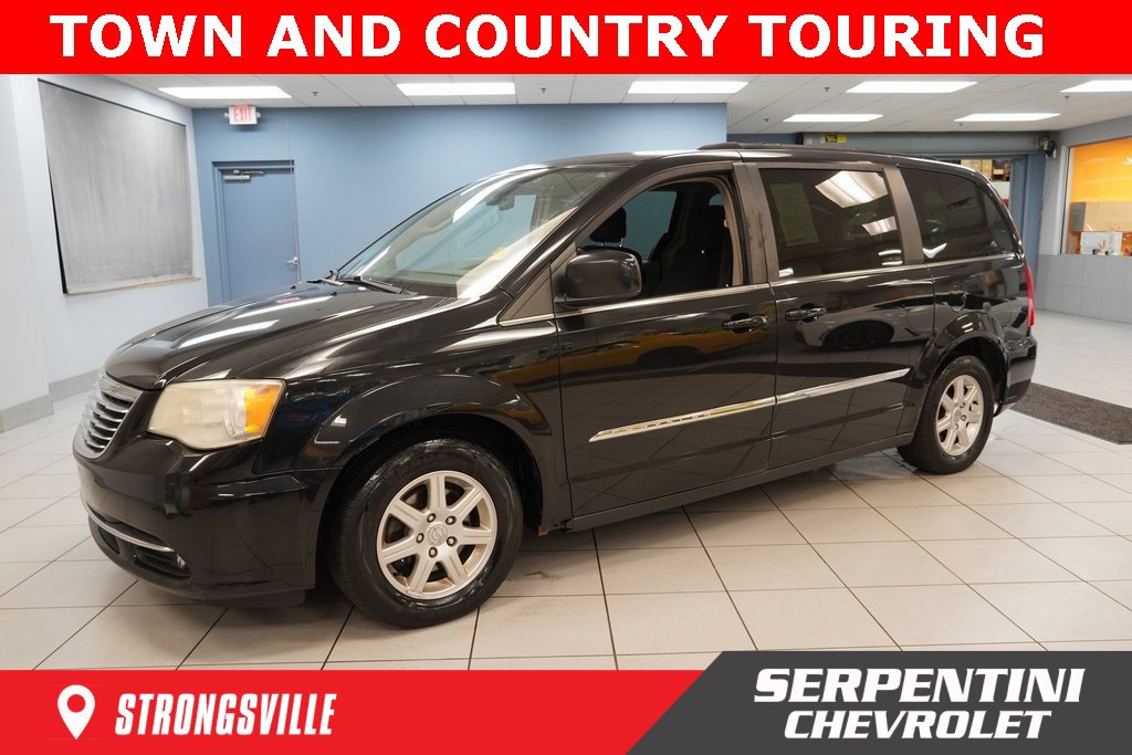 2011 Chrysler Town & Country Touring