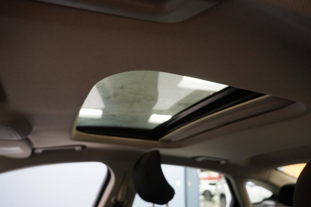 2016 Ford Fusion SE photo 3