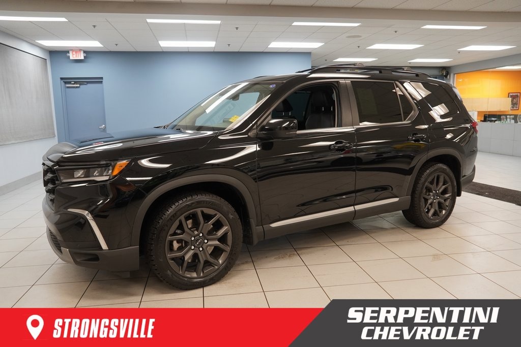 Used 2023 Honda Pilot AWD EX-L 8 Passenger SUV