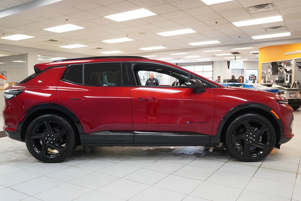 2025 Chevrolet Equinox EV RS - Photo 17